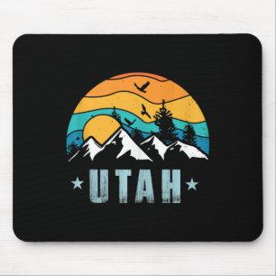 Mousepad Camiseta sem Mangas de Caminhada pelas Montanhas V