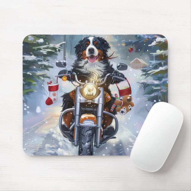Mousepad Cão de Montanha Bernês Pilotando Moto Natal (Com mouse)