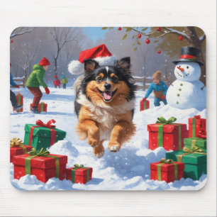 Mousepad Cão Keeshond Correndo na Neve com Chapéu de Natal