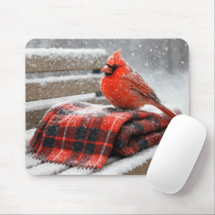 Mousepad Cardinal Vermelho em um Cobertor Xadrez Nevado