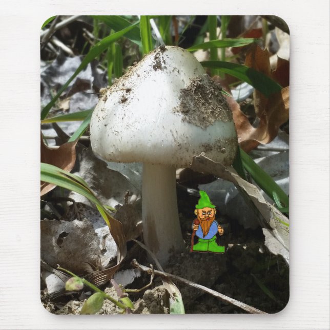 Mousepad Cartoon Gnome sob um Cogumelo (Frente)