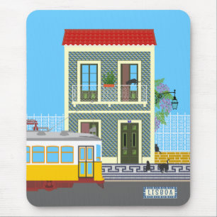 Mousepad Casa velha de Lisboa com gatos e elétrico amarelo