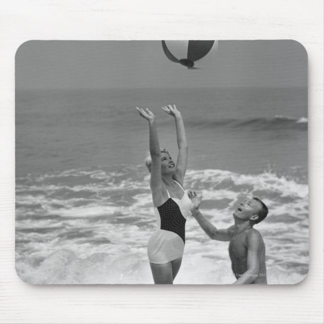 Mousepad Casal que joga com um Beachball (Frente)