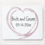Mousepad Casamento com Abstrato cor-de-rosa<br><div class="desc">Personalize o Mousepad de Casamento Coração Rosa-Abstrato, bonito e contemporâneo, com os nomes pessoais da noiva e do noivo e a data específica da cerimônia de casamento. Crie um favor do partido personalizado ou guarde um presente. Este bonito tapete nupcial de rato personalizado apresenta um design cardíaco de arte fractal...</div>