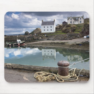 Mousepad Casas e barcos ao longo da água