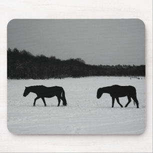 Mousepad Cavalos No Momento Da Neve