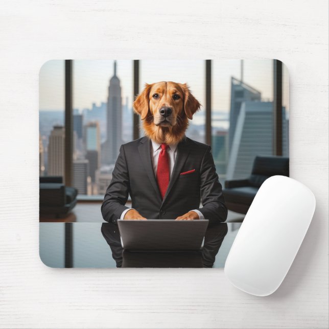 Mousepad CEO do ouro Retriever em um escritório moderno (Com mouse)