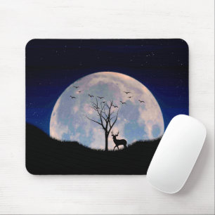 Mousepad Cervo com Grande Cornamenta Contra Lua Cheia