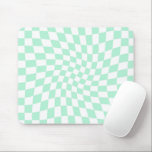 Mousepad Checkboard com Dobra Retro Coletor Verde Checkings<br><div class="desc">Design com controle perfeito. Damas avisadas modernas. Este design psíquico retrô te leva para a terra maravilhosa. Verificações distorcidas em cores pastel. Grelha e giro,  torção,  padrão verificado</div>