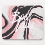 Mousepad Chefe Lady Pink Black Marble<br><div class="desc">Esta peça é uma design de menina, moderna e na moda. Apresenta um padrão de mármore rosa, preto e branco pintado e uma tipografia de pinceladas com as palavras "Lady Boss" em branco. Esta impressão certamente irá adicionar ao estilo pessoal de qualquer mulher, fazer-a ousada e moda no seu dia...</div>