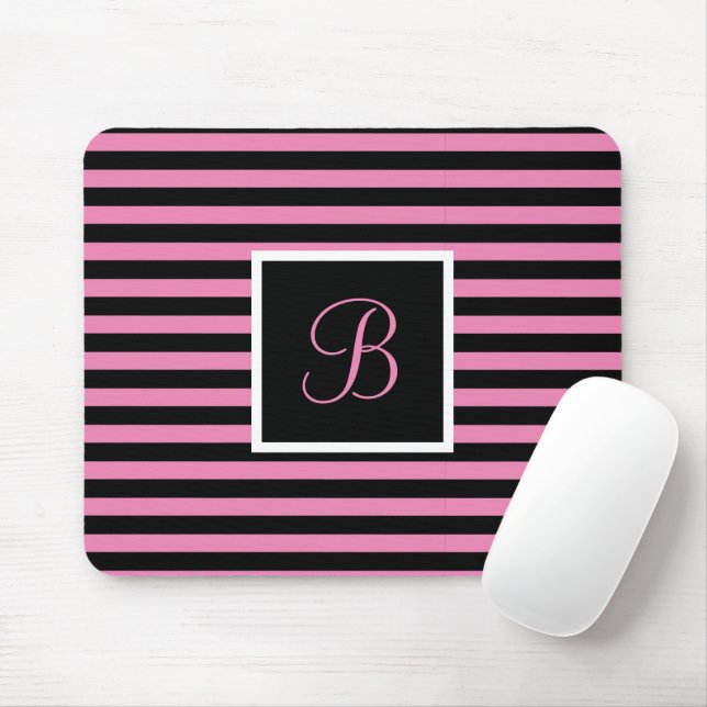 Mousepad Chic Cute inicial - Letra rosa e preta - riscado (Com mouse)