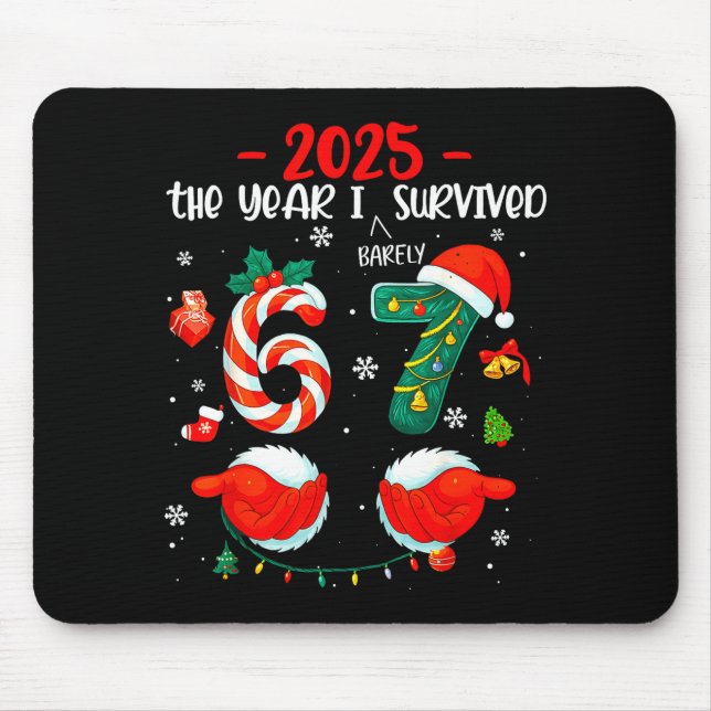 Mousepad Christmas 2025 The Year I Barely Survived Six Seve (Frente)