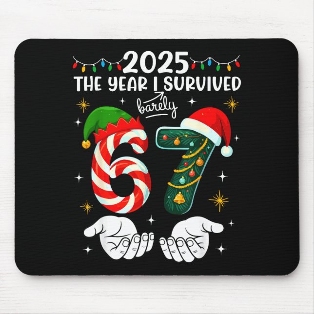Mousepad Christmas 2025 The Year I Barely Survived Six Seve (Frente)