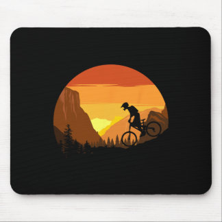 Mousepad Ciclista de Trilha do Pôr do Sol Retro em Biciclet