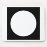 Mousepad Círculo preto-branco, Design geométrico simples.<br><div class="desc">Um design geométrico em preto e branco,  com um círculo.</div>