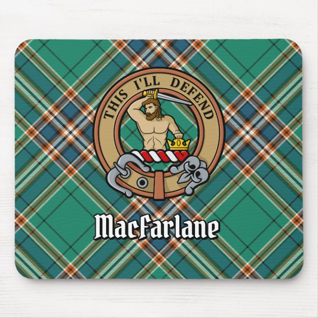 Mousepad Clan MacFarlane Crest sobre a Caça Antiga de Tarta (Frente)