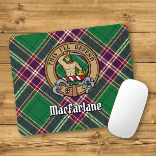 Mousepad Clan MacFarlane Crest sobre Tartan de caça moderna