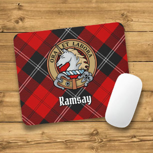 Mousepad Clan Ramsay Crest sobre o Red Tartan