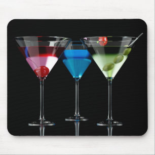 Mousepad Cocktails diferentes em copos de martini em preto