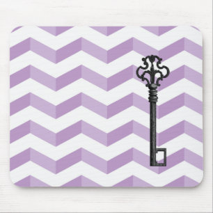 Mousepad com Chevron 3D Violeta e Chave Antiga