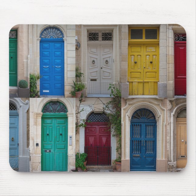 Mousepad Conjunto de portas frontais coloridas em Malta (Frente)
