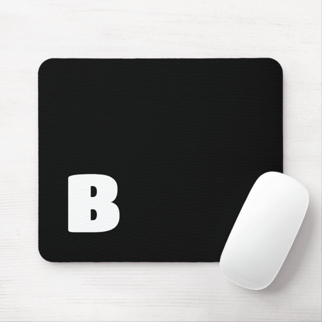 Mousepad Cor branca a negrito inicial a preto (Com mouse)