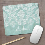 Mousepad Cor damasco de Vintagem Azul de Gelo com Término G<br><div class="desc">Um padrão de vintage com um design de chalkboard e rendas. Olhem com atenção para as flores e folhas. Um design de moda com cores de tom de joia e elegância. Os itens são mais fáceis de personalizar quando você substitui todos os textos e fotos primeiro. Se a sua arte...</div>
