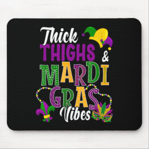 Mousepad Coxas Grossas e Vibrações de Mardi Gras Fantasia M