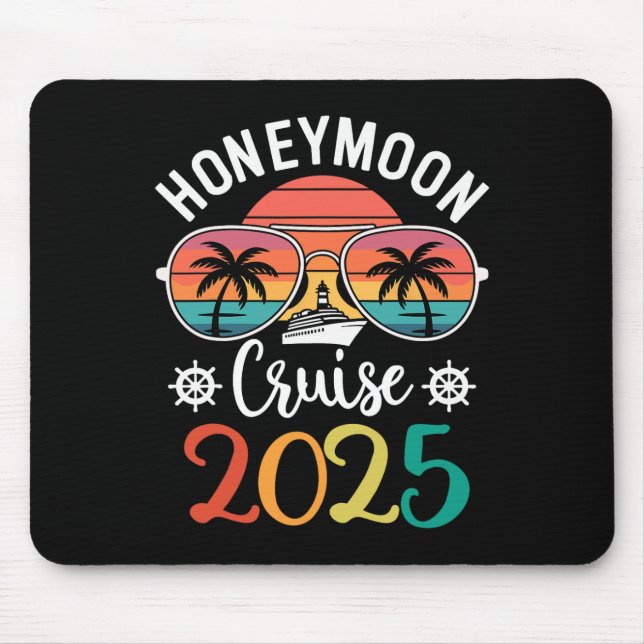Mousepad Cruzeiro de Lua de Mel 2025 Casal Recém-Casado Com (Frente)