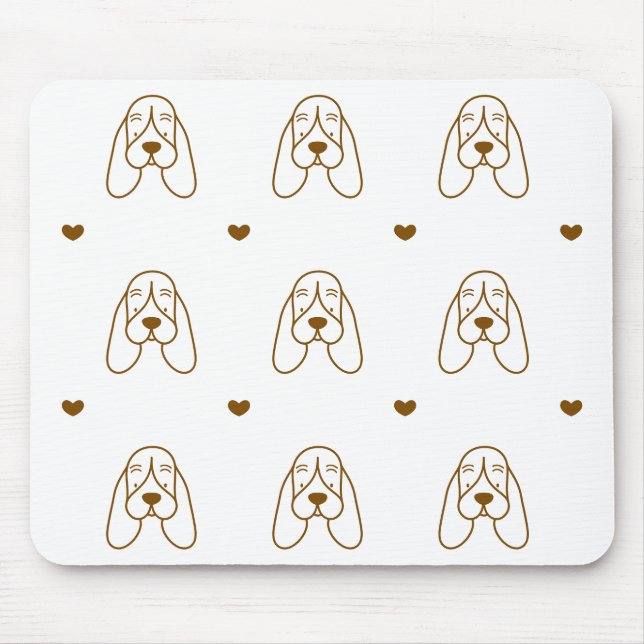 Mousepad Cute Brown and White Basset Hound Heart Pattern (Frente)