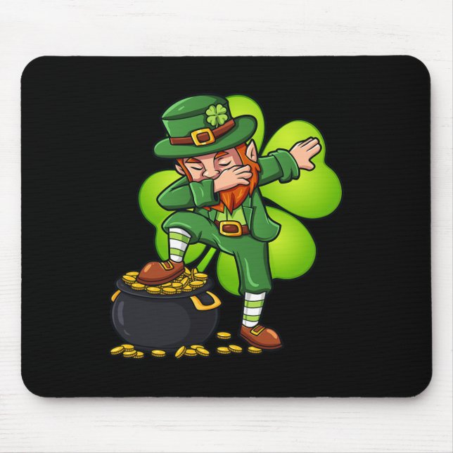 Mousepad Dabbing Leprechaun with Clover Dia de São Patrício (Frente)