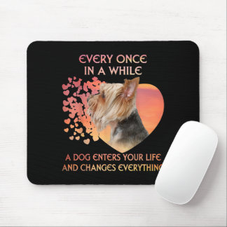 Mousepad De Vez Em Quando Um Cachorro Entra No Yorkshire Lo