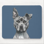 Mousepad Desenho Stalky cinzento do cão do pitbull<br><div class="desc">Este é um retrato de um cão cinzento do pitbull com branco em sua caixa. Tem uma posição da orelha. Tem um olhar régio em sua cara. Está em um lado volumoso e tem uma cara grande e muscular. Isto foi esboçado com lápis e colorido então digital com pastel.</div>