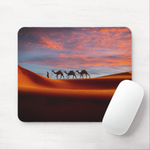 Mousepad Desertos   Man & Camels in the Sand Dunes