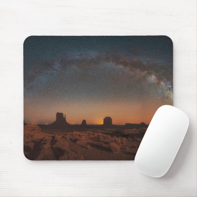 Mousepad Deserts | Starry Sky Over A Desert Landscape (Com mouse)