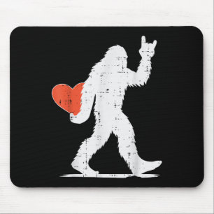 Mousepad Dia de os namorados Bigfoot Rock Heart Sasquatch W