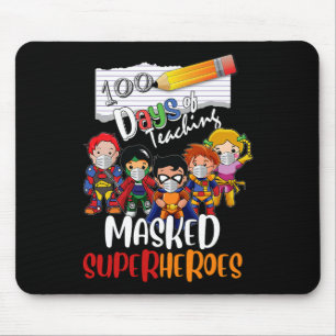 Mousepad Dias De Ensino De Super-Heróis Mascarados Professo