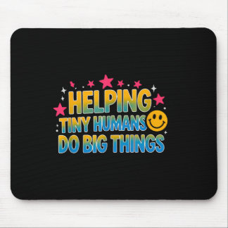 Mousepad Dito engraçado ajudando humanos minúsculos grande