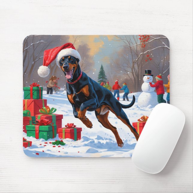 Mousepad Doberman Correndo na Neve com Chapéu de Natal (Com mouse)