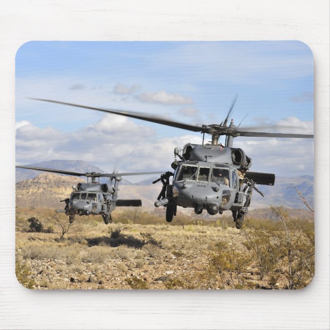 Mousepad Dois helicópteros HH-60 Pavehawk a preparar-se par (Frente)