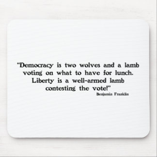 Mousepad Dois lobos e um cordeiro