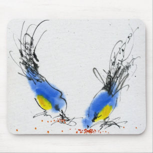 Mousepad Dois titmouses pequenos que pecking a grão.