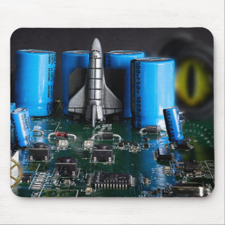 Mousepad Dragão observando o lançamento do ônibus espacial