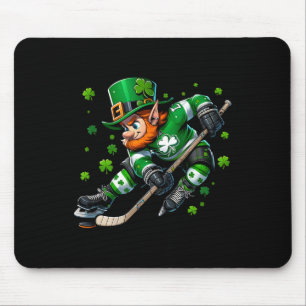 Mousepad Duende Jogando Hóquei Dia de São Patrício Esporte 