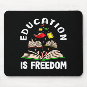 Mousepad Educação é liberdade mês da história negra