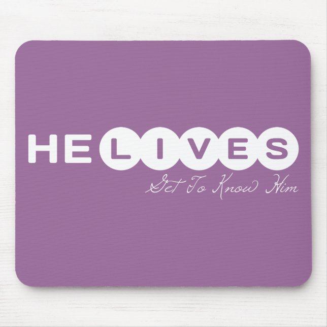 Mousepad Ele mora para conhecê-lo. Ele Guarda Isso (Frente)