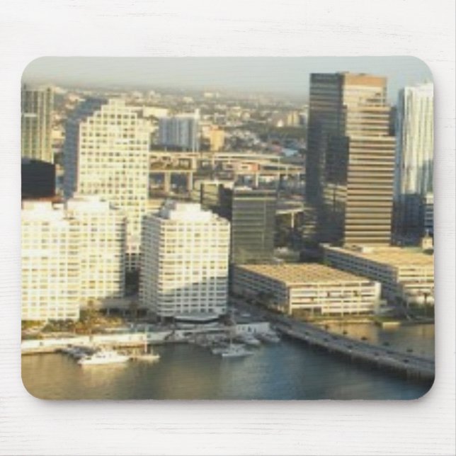 Mousepad Em março de 2006. (Frente)