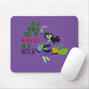 Mousepad Em um Cheio mundial de princesas seja uma bruxa