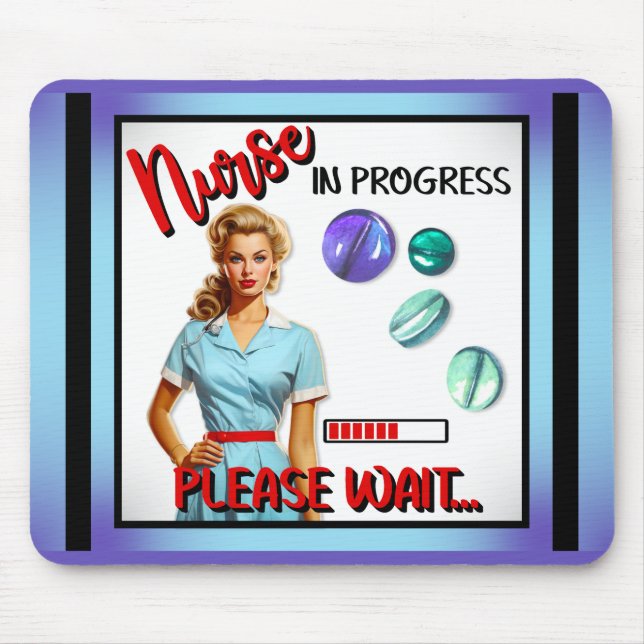 Mousepad Enfermeira Nostálgica Enfermeira Em Andamento (Frente)