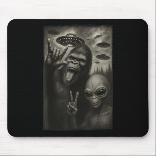 Mousepad Engraçado Selfie Bigfoot Alienígena Sasquatch Rock